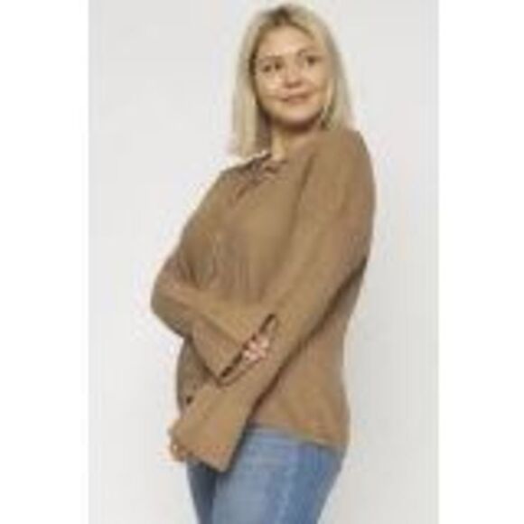 Mrs Maggie CABLE-KNIT LACE-UP, Flaunt those curves ladies in this chic crocheted - Picture 2 of 11